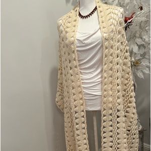 Vintage hand knitted cream colored scarf